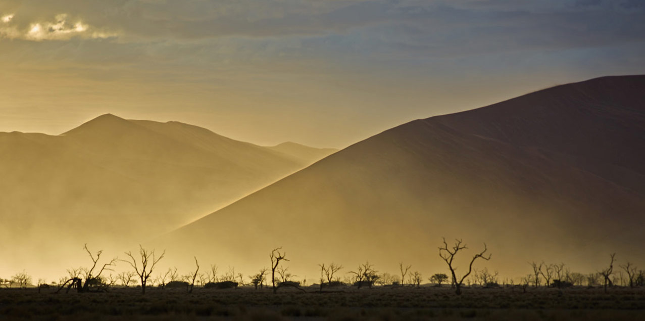 Sossusvlei: Sand is moved around by the late afternoon wind. It is appropriately called "sand smoke".